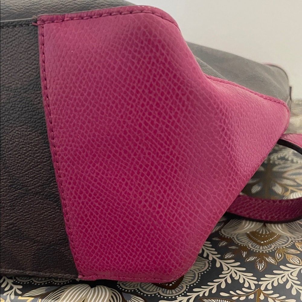 Coach City Tote Bag in Signature Coated Canvas with magenta leather accents - Picture 15 of 16